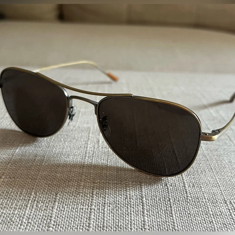 Oliver Peoples Kincaid Gold Aviator Sunglasses Petite Size
